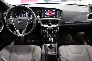 Halvkombi Volvo V40 Cross Country 10 av 20