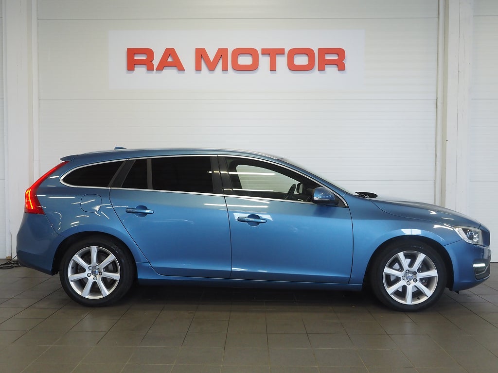 Volvo V60 D4 Geartronic Summum Business Edt Pro Taklucka Drag GPS 2016