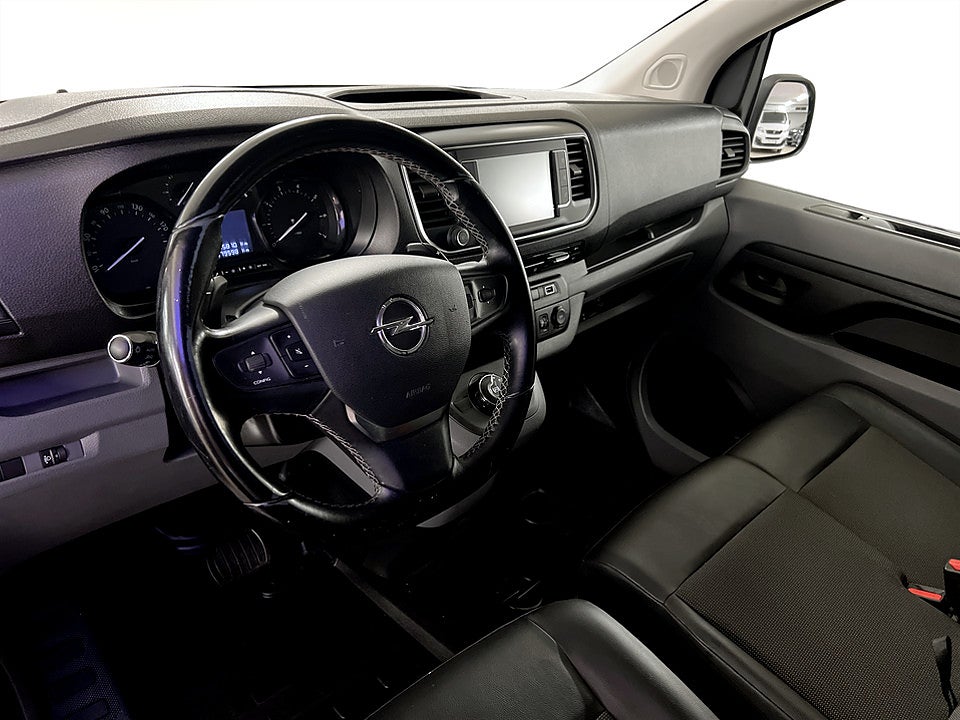 Bild på Opel Vivaro PRE L2 2.0 Diesel 177hk Aut - VECKANS KLIPP!