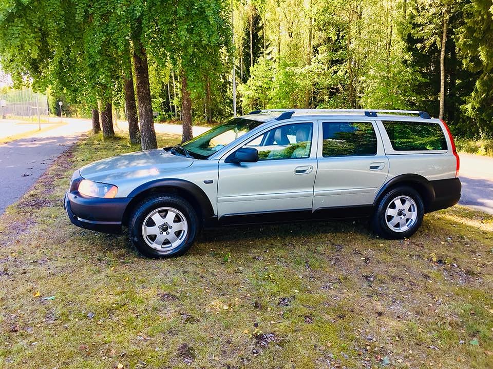Volvo XC70 D5 AWD Geartronic Momentum 163hk