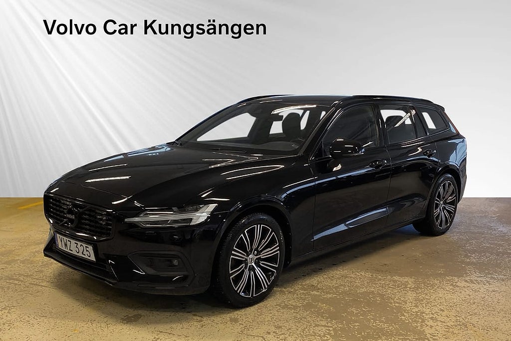 Volvo V60 T6 AWD Momentum Advanced Edition