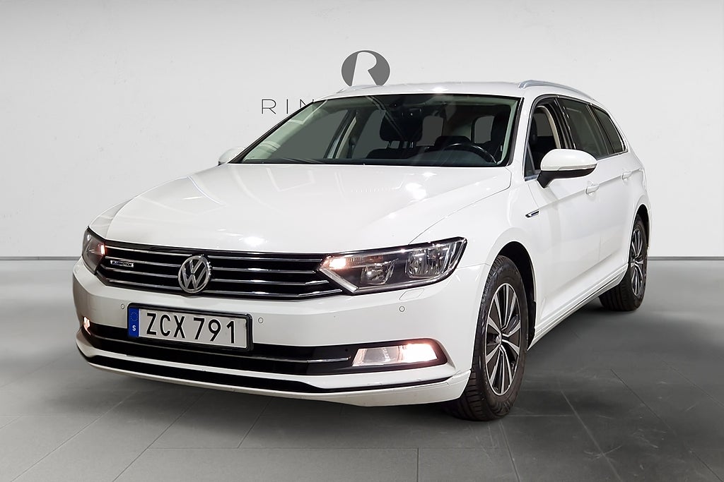 Volkswagen Passat SC 2.0 TDI 150 HK DRAG D-VÄRM PDC 17700MIL