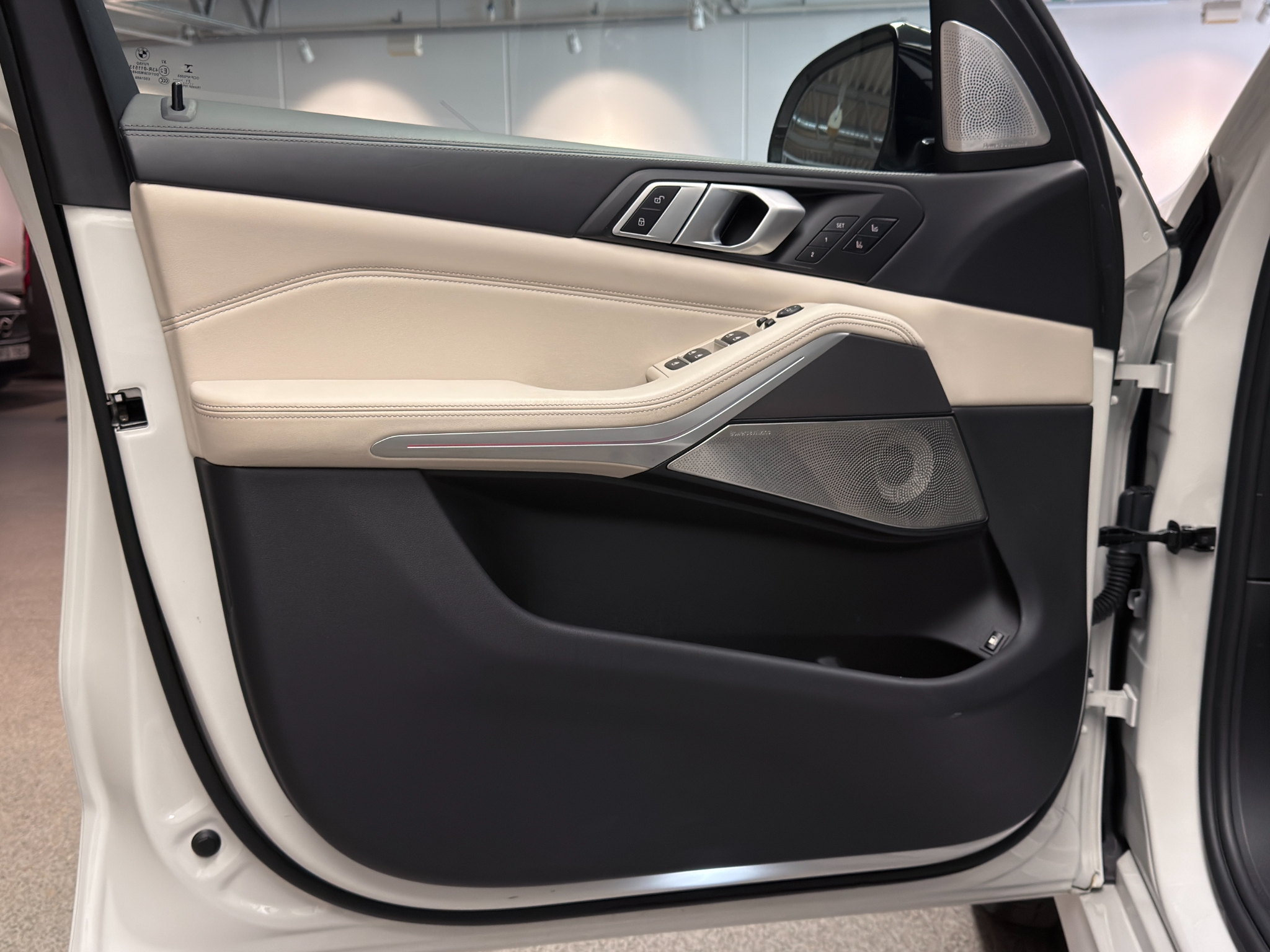 BMW X5 xDrive45e 394hk M Sport | Se utrustning! 2022 - miniatyr 36