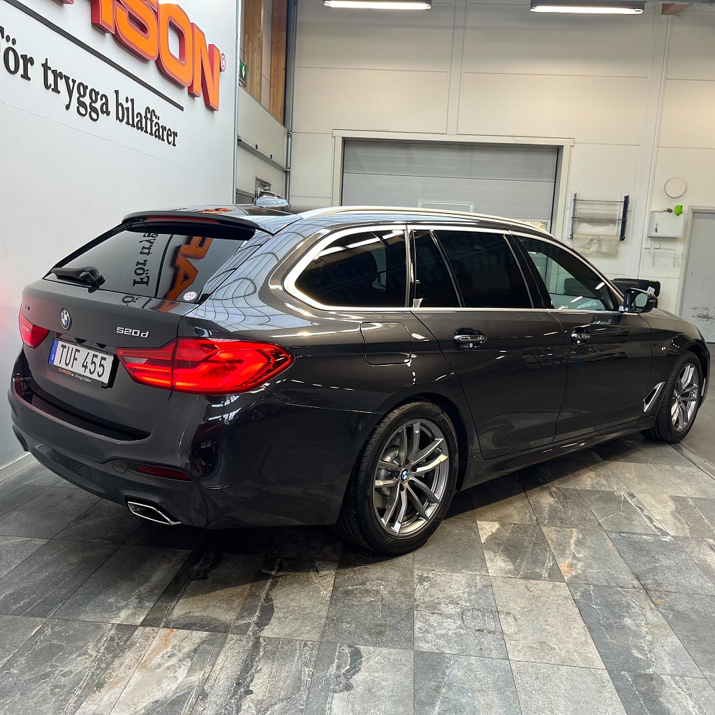 BMW 520d xDrive Touring M Sport Carplay HUD Backkamera Dra