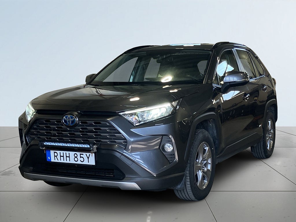 Toyota RAV4 Hybrid AWD-i E-CVT Kamera Värmare Psens S&V-däck