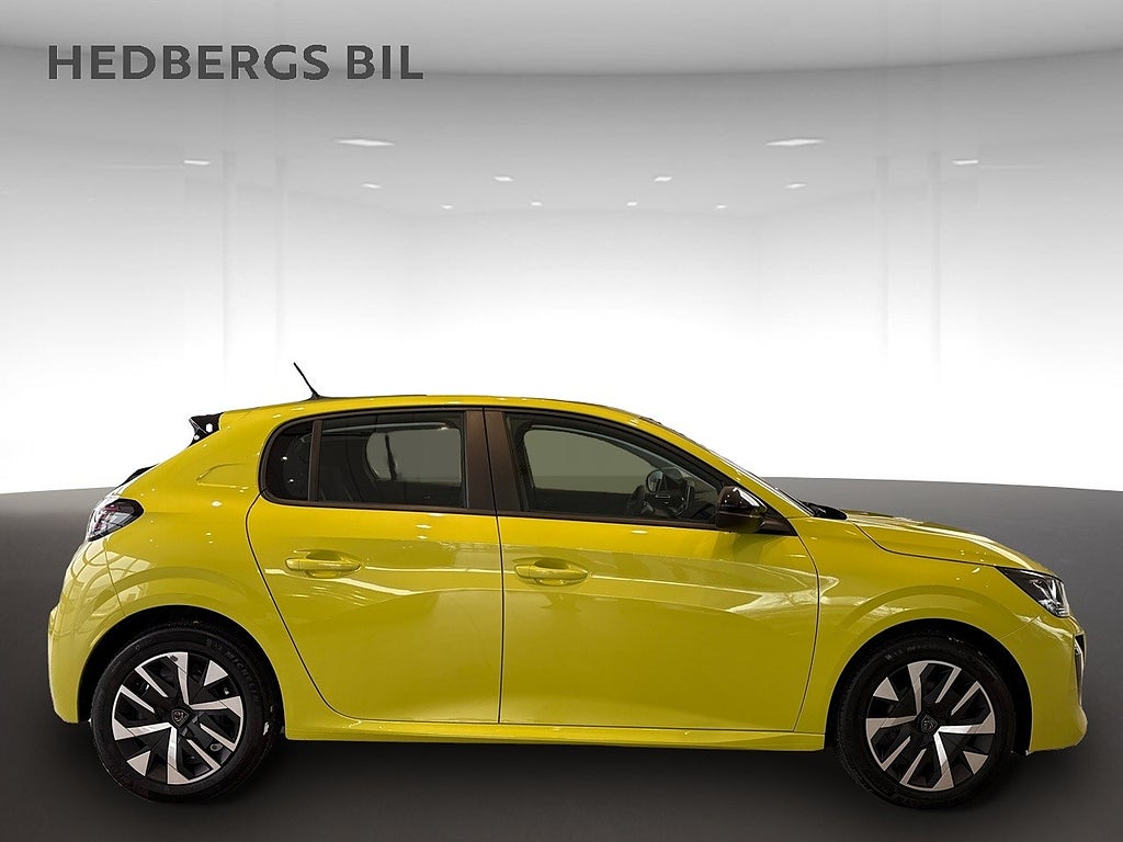 Peugeot 208 WINTER EDITION HYBRID  AUT  thumbnail