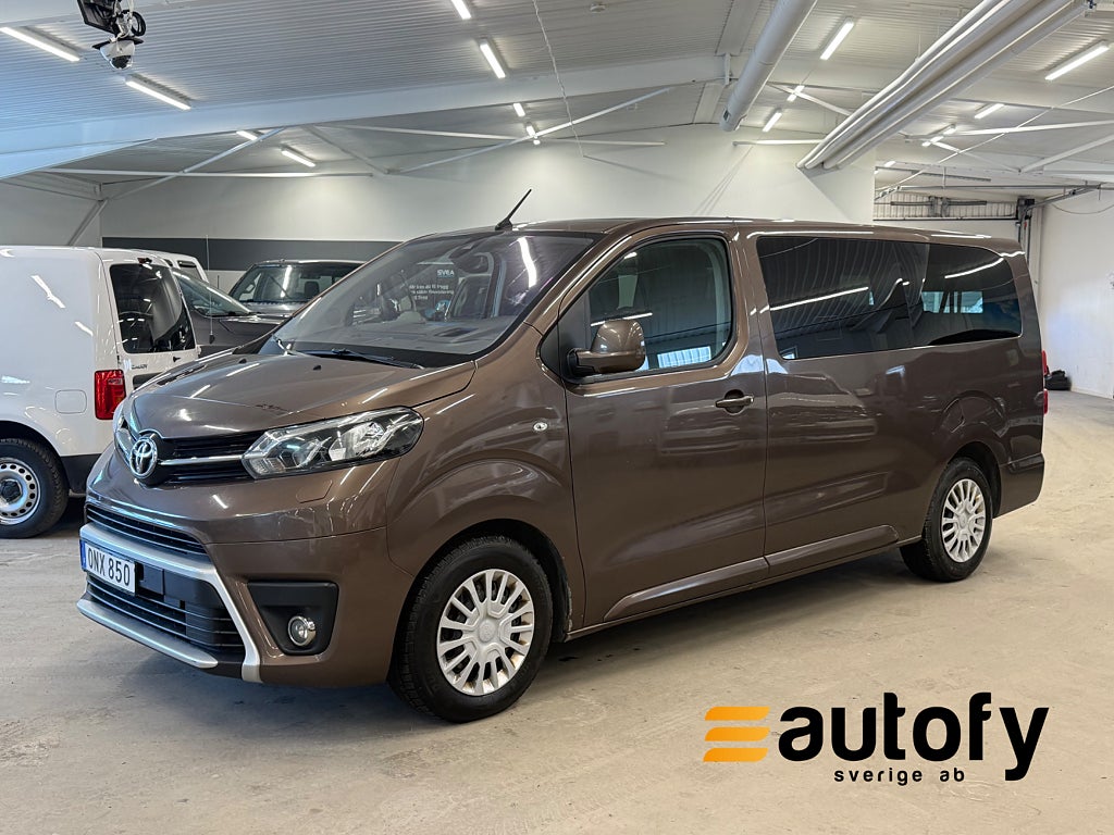 Toyota Proace Verso 2.0 D-4D 9-SITS HEAD-UP APPLE CARPLAY MOMS LÅNG L2