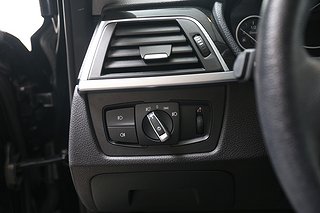 Sedan BMW 320 11 av 16