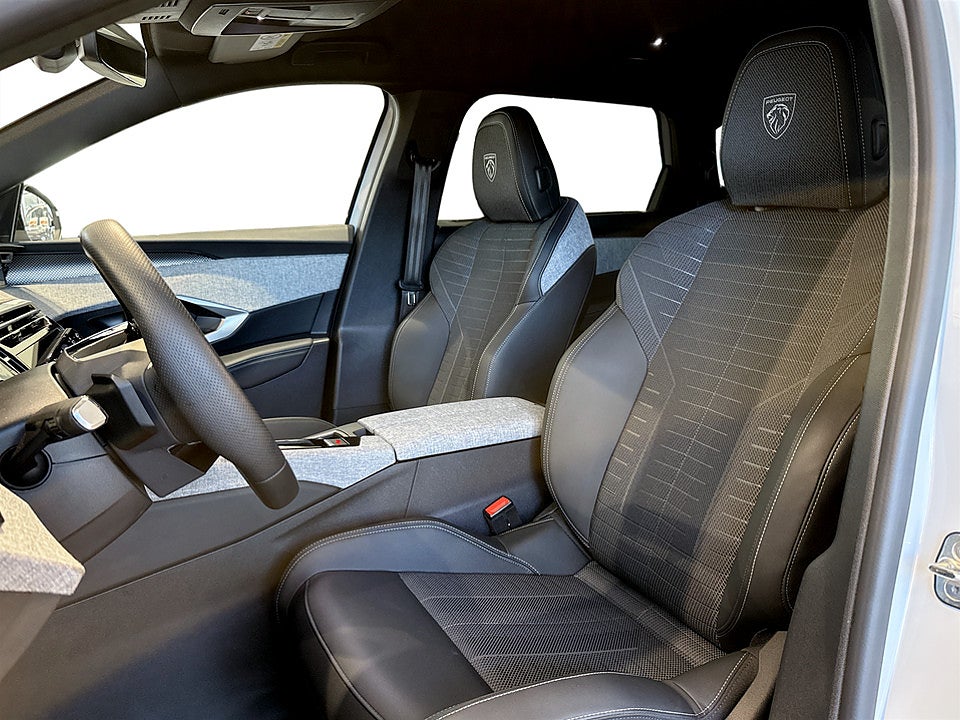 Bild på Peugeot 5008 GT Hybrid 145hk Aut 7-SITS B-KAMERA CARPLAY