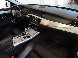 Kombi BMW 520 11 av 22