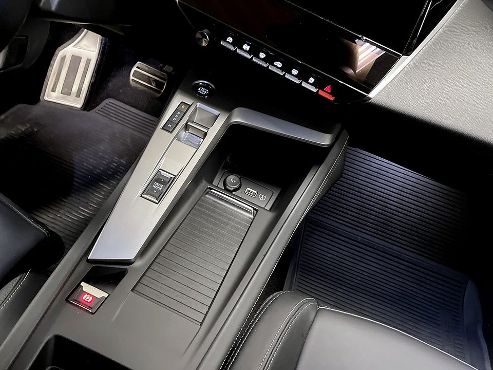 Bild på Peugeot 308 5D GT 1.2 PT 130hk Aut - 360,CARPLAY,NAV