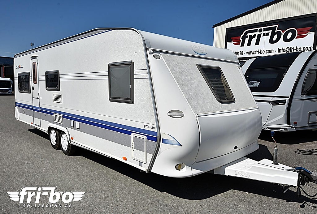 Hobby 650 UMFE Prestige, Dubbelbädd