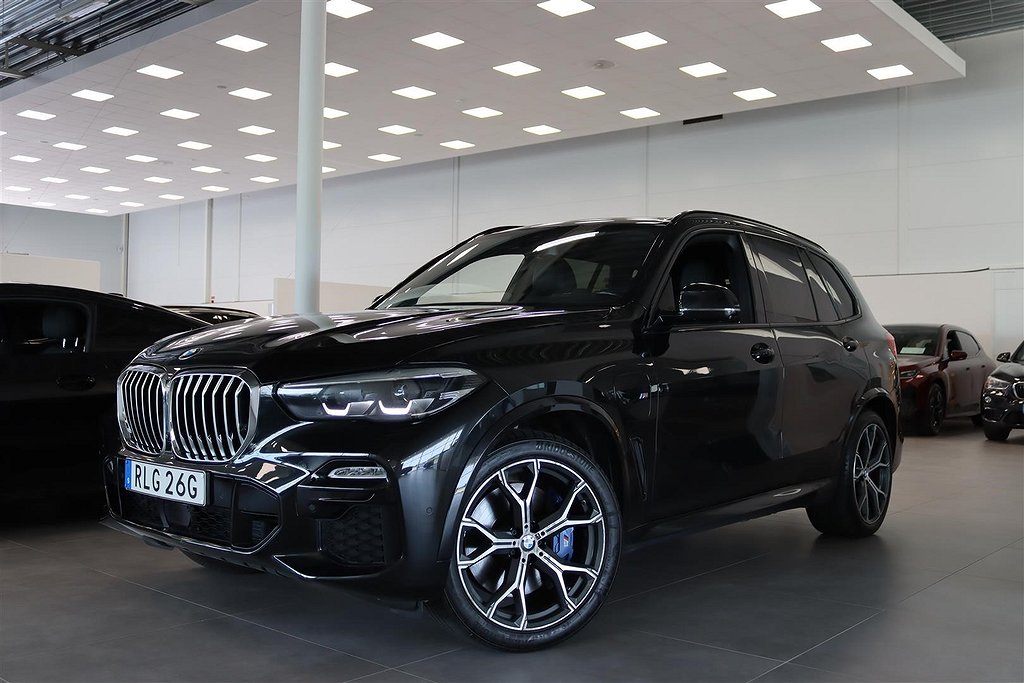 BMW X5 xDrive45e M-Sport Luftfjädring Drag Head-Up H&K 21