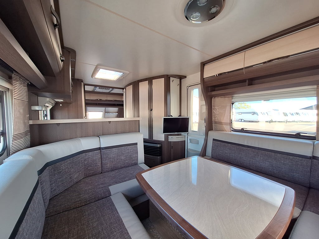 Hobby Prestige 620 CL Långbädd, AC -2020, Tält -2024