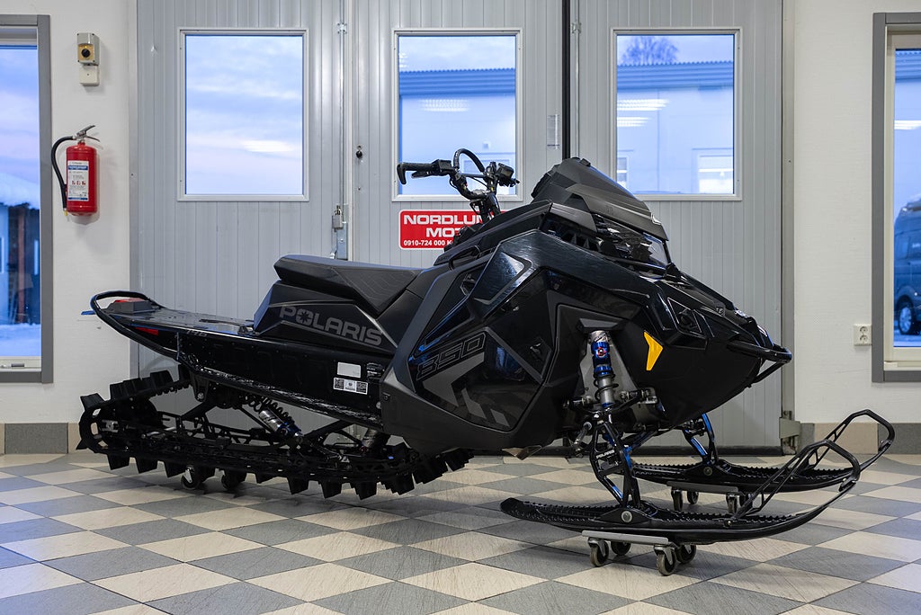 Polaris RMK Khaos 850 146" *Elstart & 7S Display*
