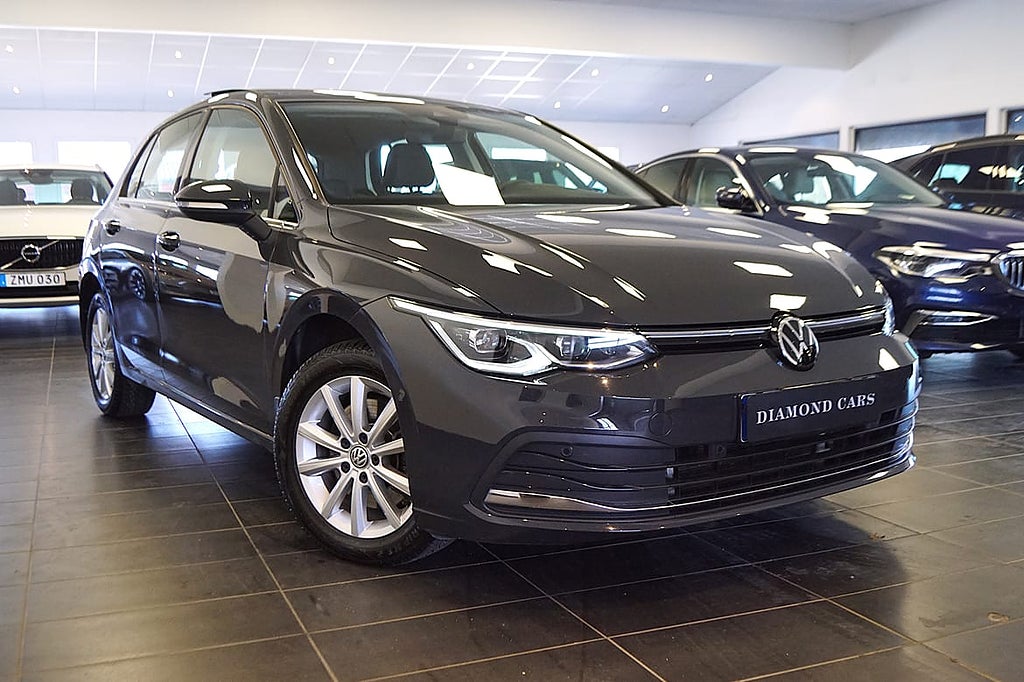Volkswagen Golf eHybrid 1.4 TSI Pano Backkamera Navi Auto
