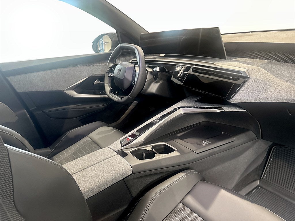 Bild på Peugeot 5008 GT+ Hybrid - DEMO