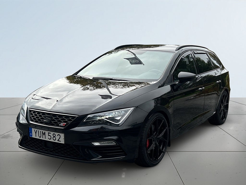 Seat Leon Cupra 2.0 TSI 4Drive 300hk Kamera/MoK/Alcantara/BEATS