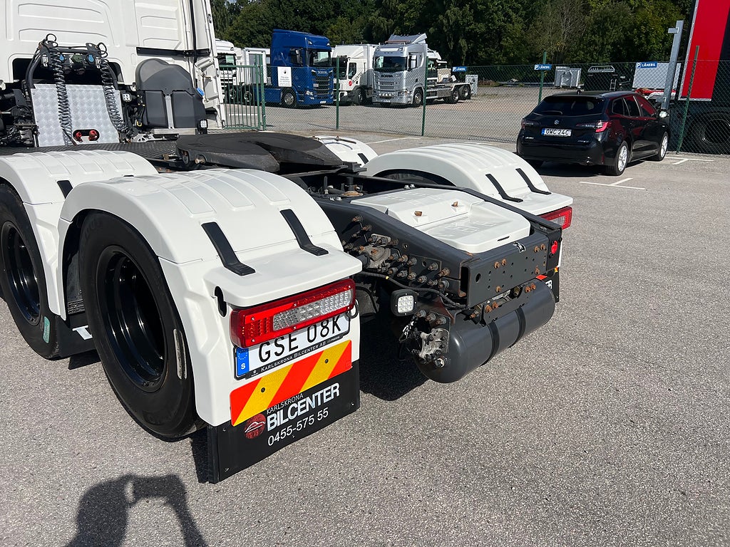 Volvo FH13 500 6x2 Dragbil med Hydraulik, Klädd hytt mm