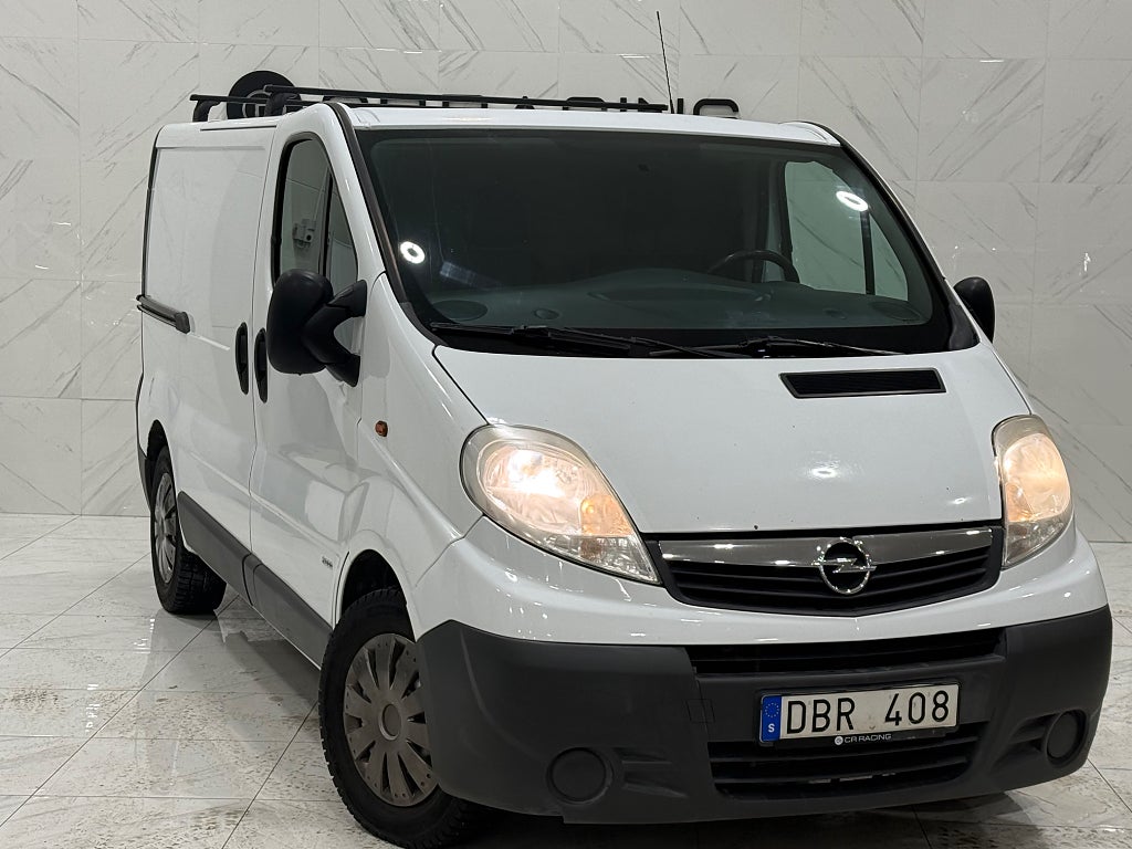 Opel Vivaro Skåpbil 2.9t 2.0 CDTI|Dragkrok|Dieselvärmare|3sits
