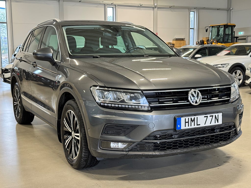 Volkswagen Tiguan 2.0 TSI AUT 4WD DRAG KAMERA B-VÄRMARE ELBAKLUCKA V-HJUL
