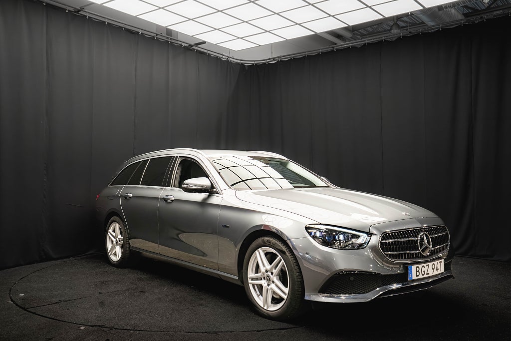 Mercedes-Benz E300 e LÅGMILAD DRAG 360° KEYLESS P-VÄRMARE 1-ÄGARE