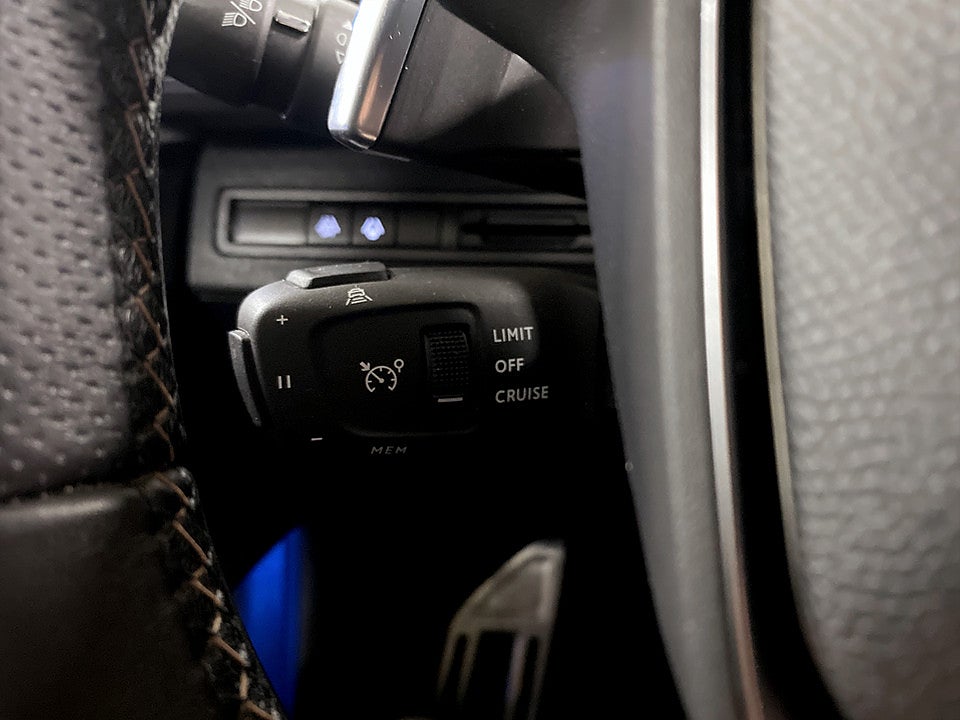 Bild på Peugeot 3008 GT 1.2 PT 130hk Aut - B-KAMERA,CARPLAY,NAV