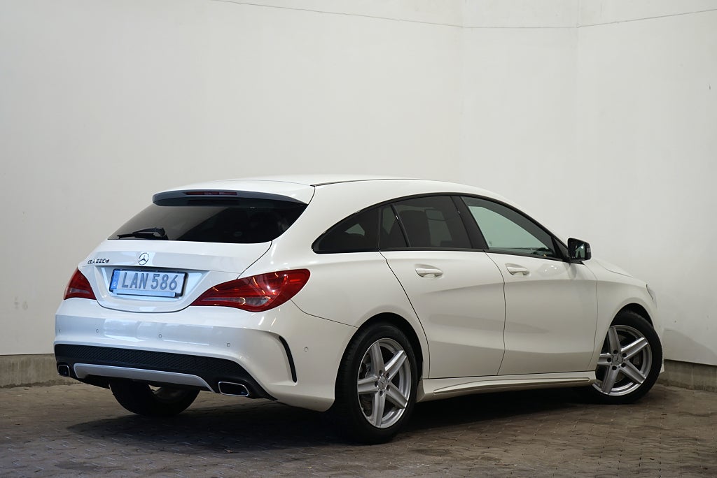 Mercedes-Benz CLA 220 d Shooting Brake AMG Sport B-kamera Navi 177hk