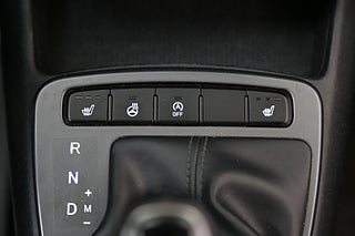 Halvkombi Hyundai i10 19 av 21