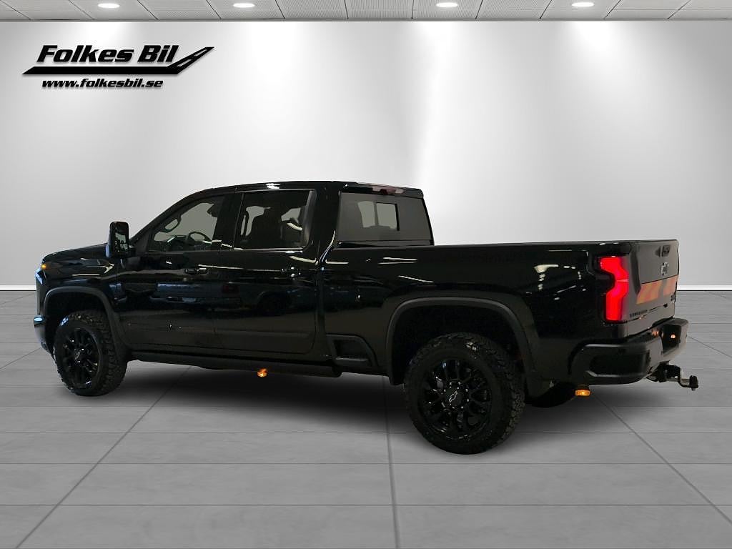 Chevrolet Silverado 2500 HD MIDNIGHT EDITION 6.6 V8 476 hk Duramax 4WD