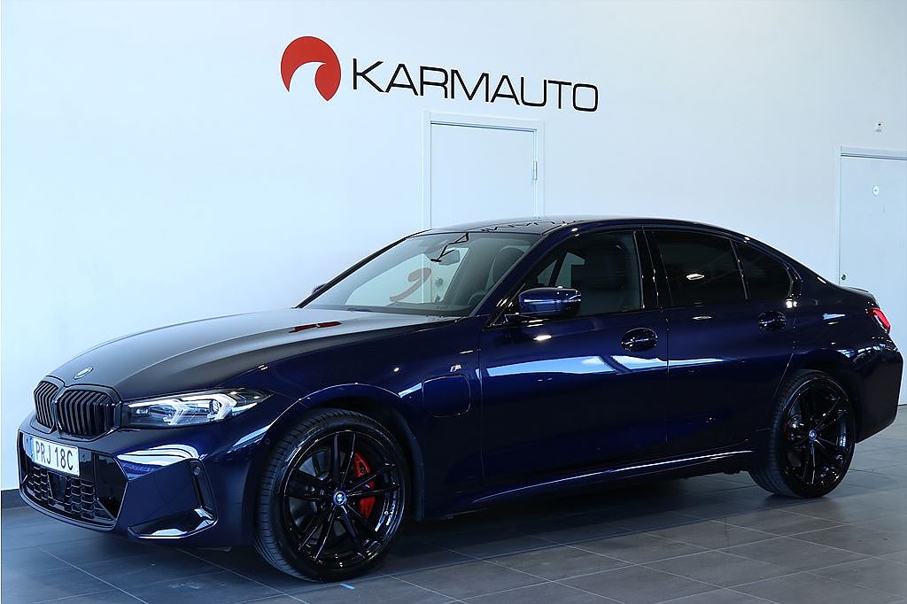 BMW 330e xDrive Sedan M sport pro 292hk H/K Backkamera LED Navi