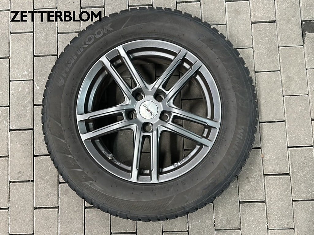 Kombi Toyota RAV4 19 av 20