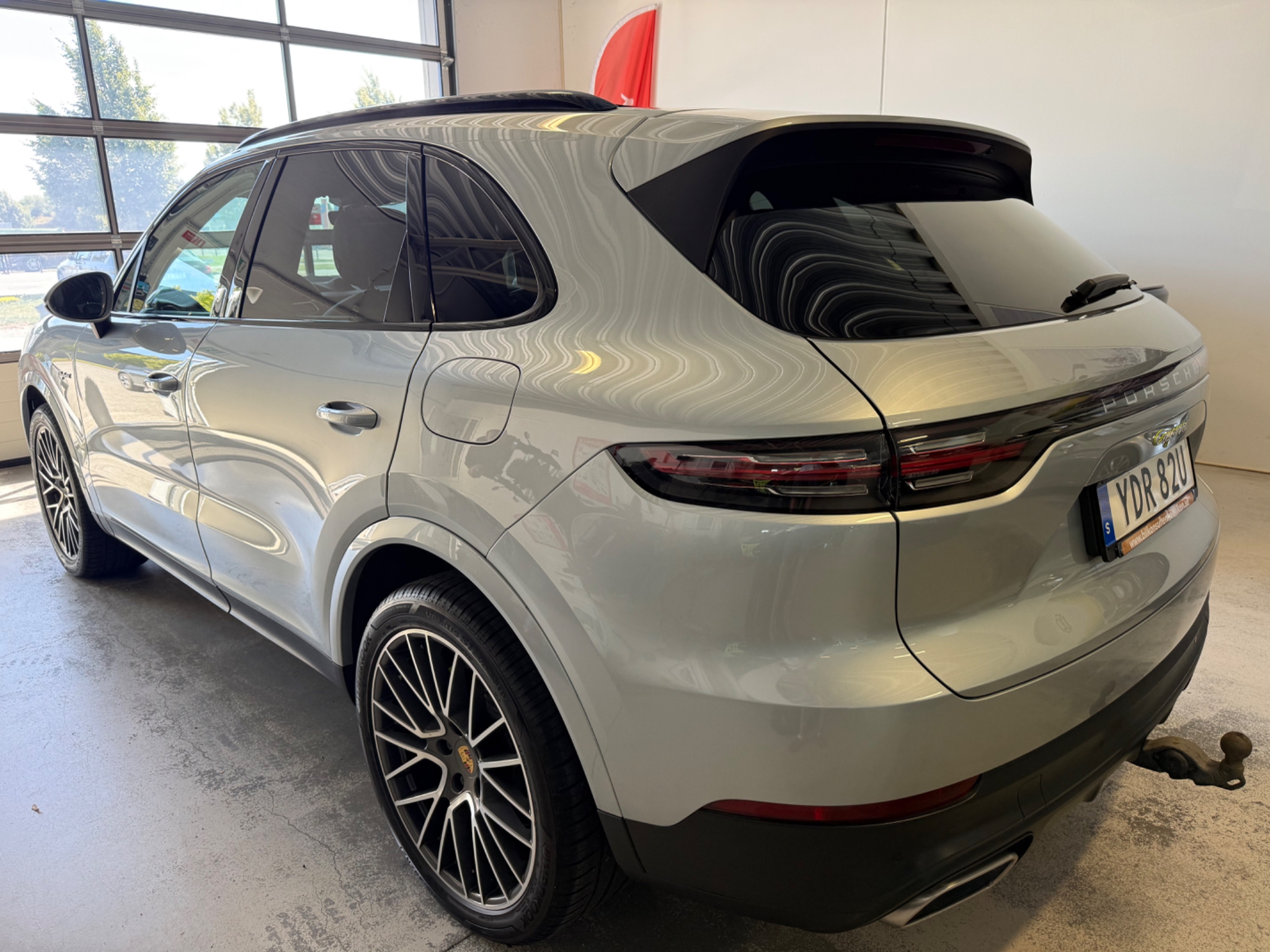 Porsche Cayenne E-Hybrid 2020, kuva 3/52