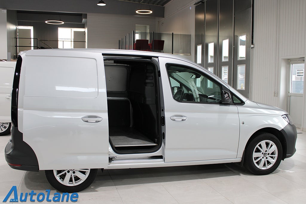 Volkswagen Caddy Cargo 2.0 TDI BMT Värmare,Carplay,PDC, 75hk