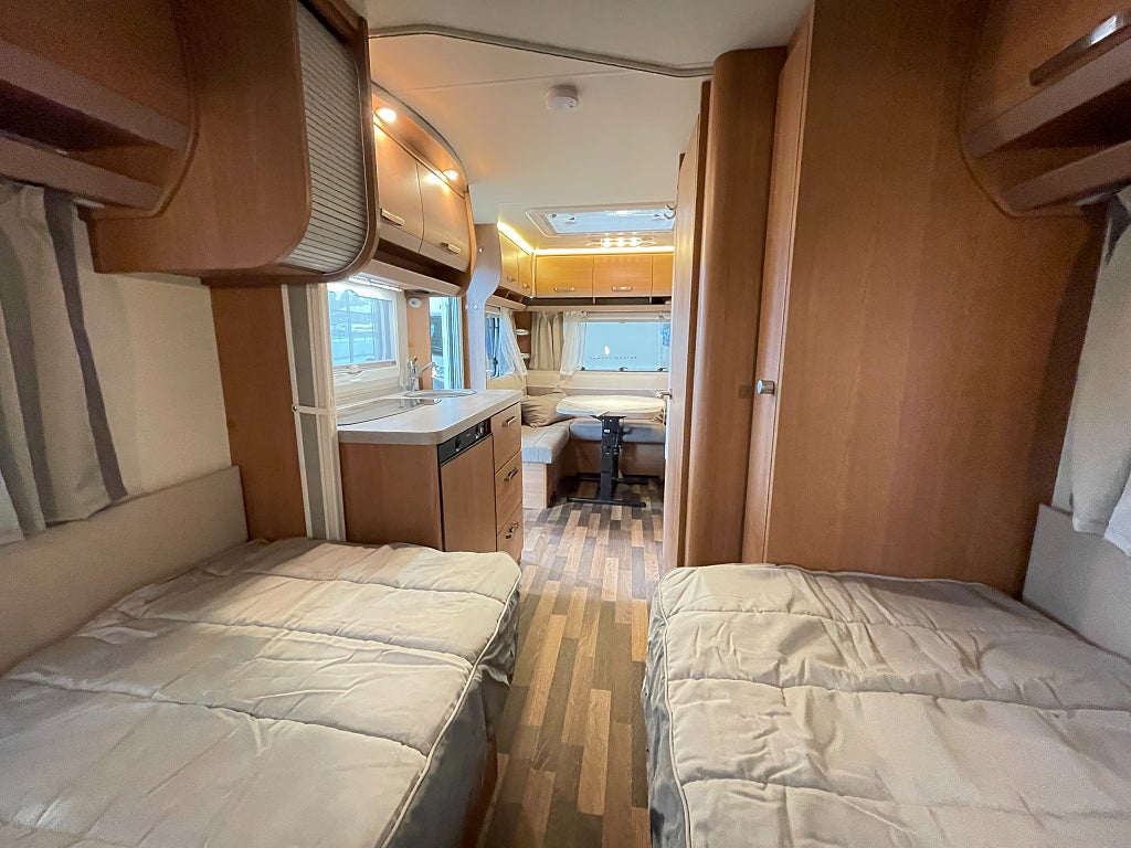 Knaus 500 Sport /Markis/1500kg totalvikt/Smidig resevagn/Långbäddar - Knaus