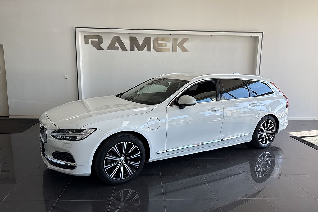 Volvo V90 Recharge T6 AWD Geartronic Momentum Drag Backkamera