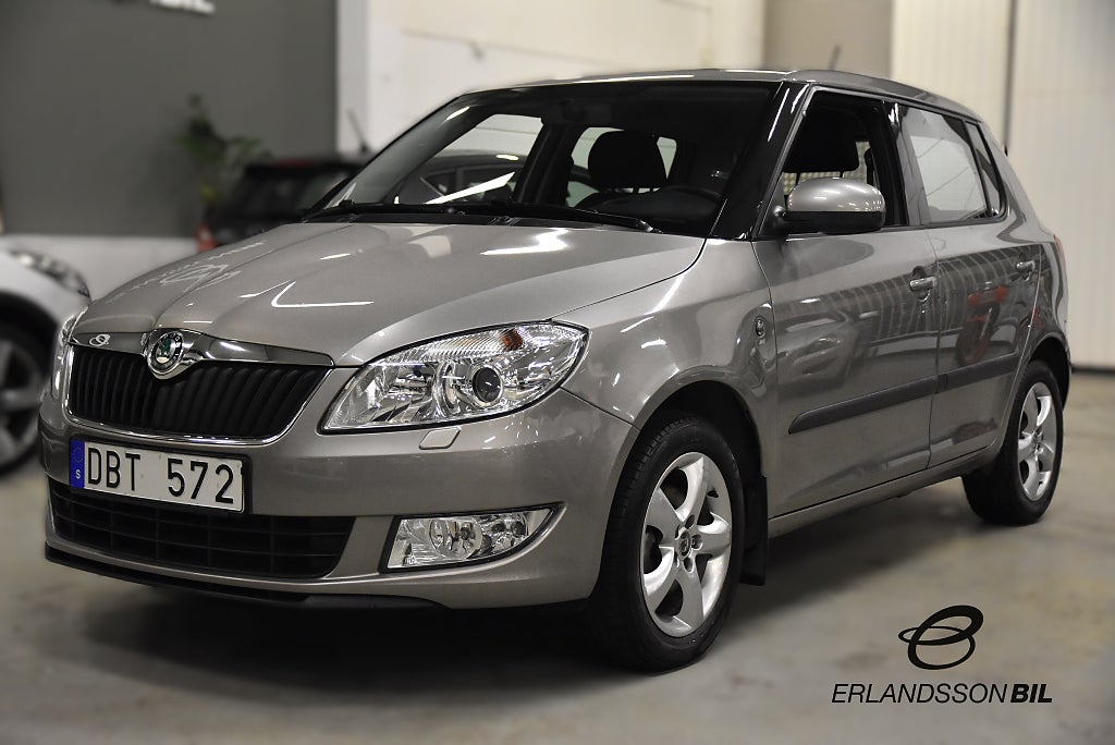 Skoda Fabia 1.2 TSI Elegance P-SENSORER KAMPANJRÄNTA 5.95%
