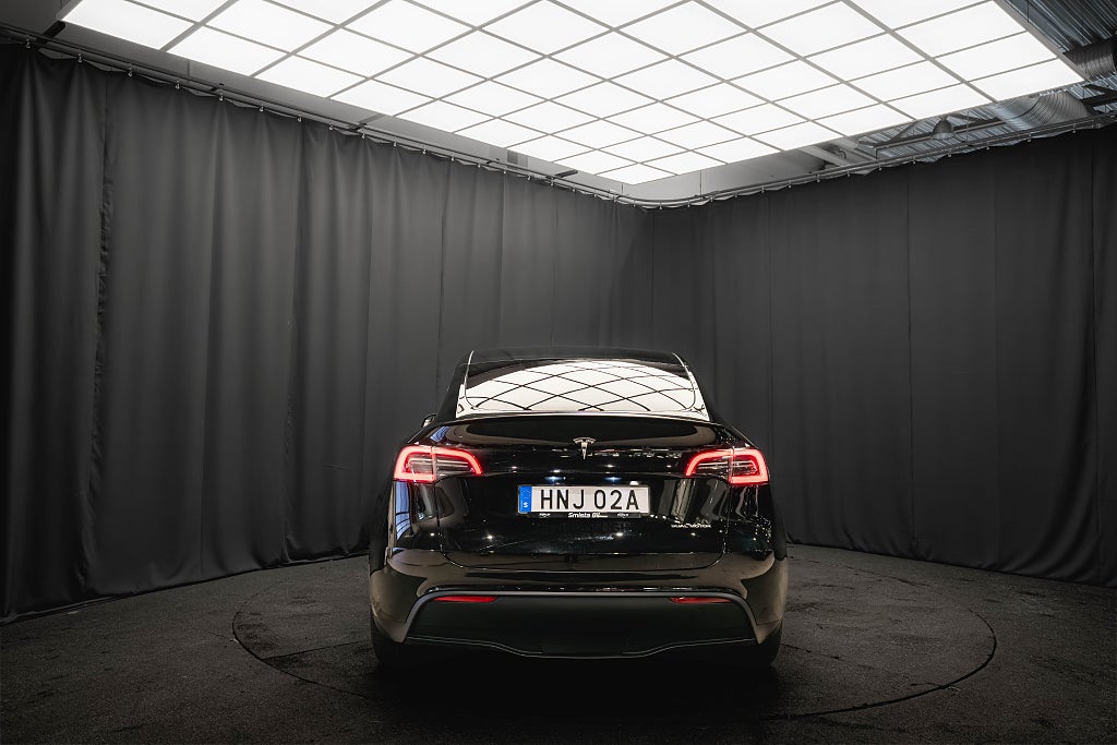 Tesla Model Y Long Range AWD PANO LÄDER KAMERA 1-ÄGARE 91.5%SoH MOMS