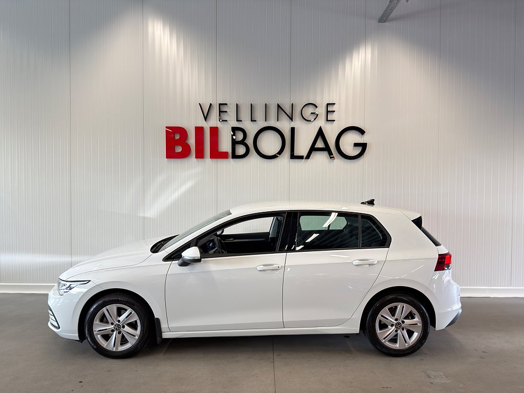 Volkswagen Golf 1.0 eTSI Automat B-Kamera Rattvärme