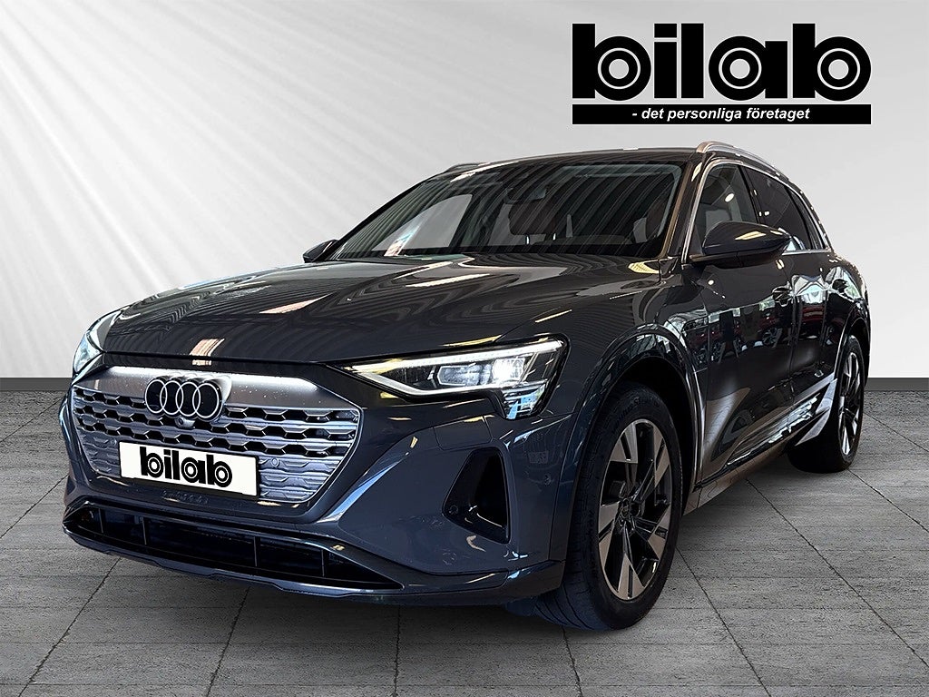 Audi Q8 55 e-tron quattro Drag, ventilationsstolar, skinn,
