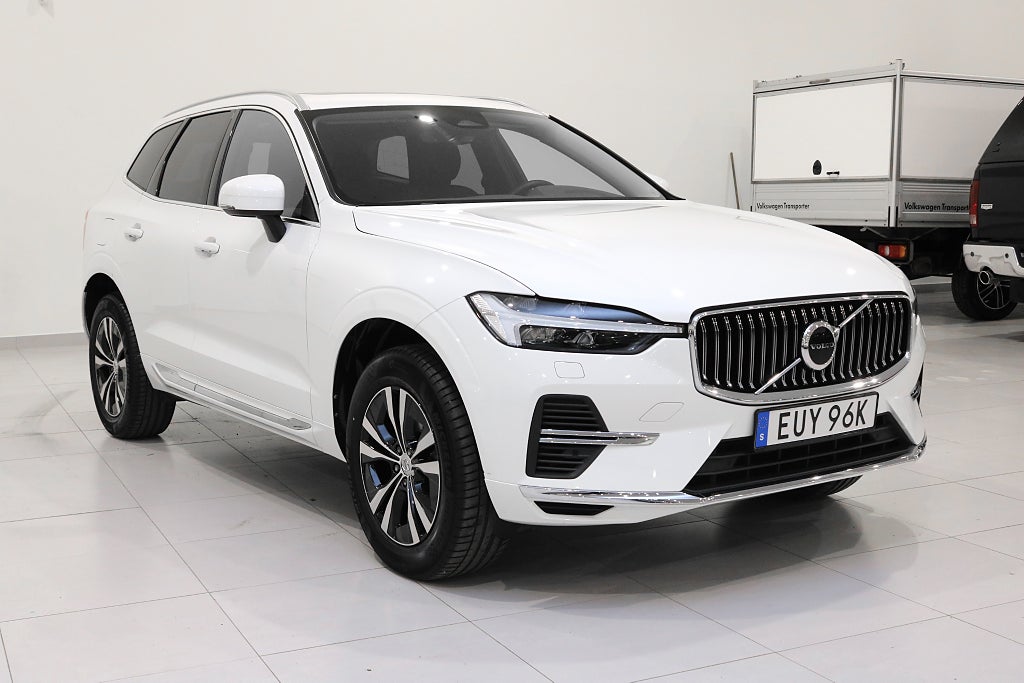 Volvo XC60 Recharge T6 AWD 340hk / Panorama / MOMS 