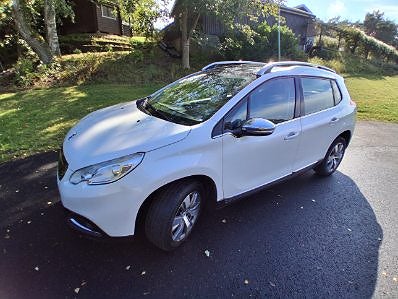 Peugeot 2008 1.6 e-HDi EGS 