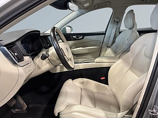 Volvo XC60 D4 AWD Aut Inscription Drag Cockpit Värmare Skinn S&V – bild 7