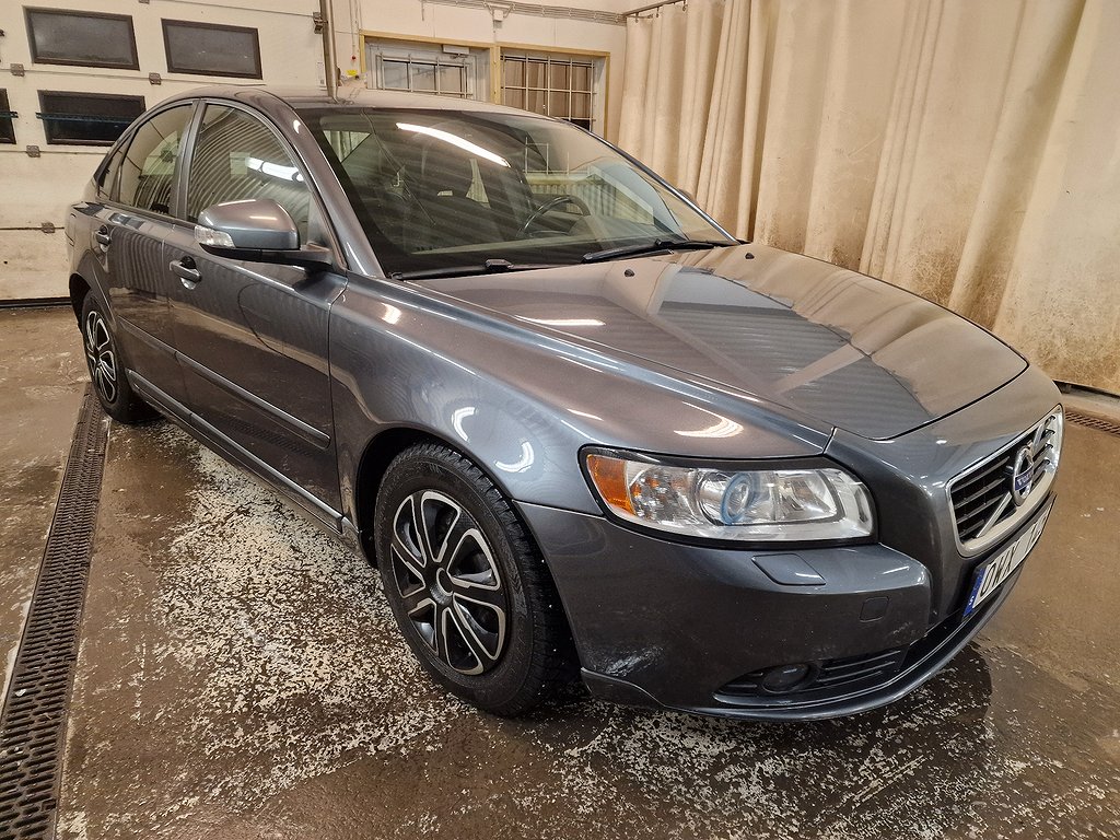 Volvo S40 D2 Momentum Euro 5 Nybes. Nyservad 3,95% räntekampanj