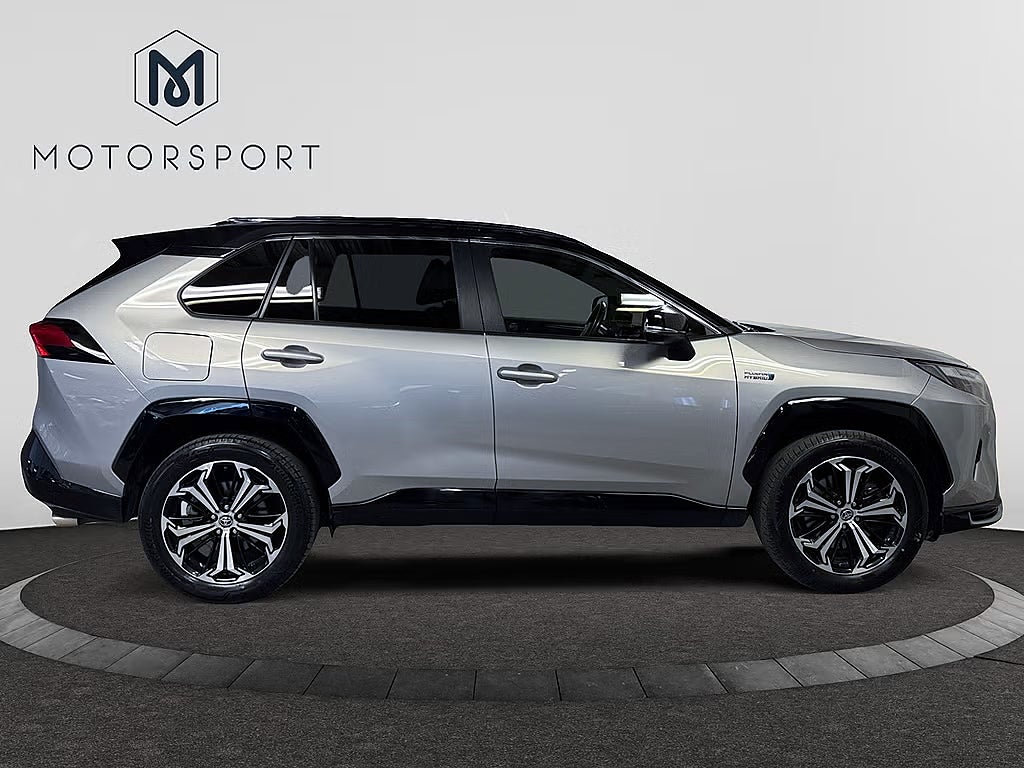 Toyota RAV4 Plug-in Aut AWD Style Dragkrok Värmare Adp-fart Kamera bild 3