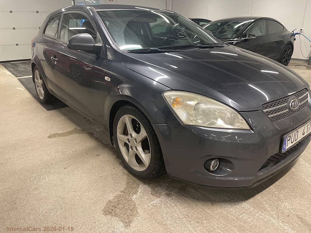 Kia Pro_Cee´d pro_cee'd 2.0 CRDi Sport Ac Bes/Avb:-377 kr / mån