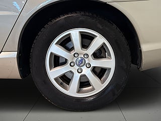 Volvo V70 T4F Kamrem bytt Drag Mvärm Farthållare S/V-hjul – bild 14