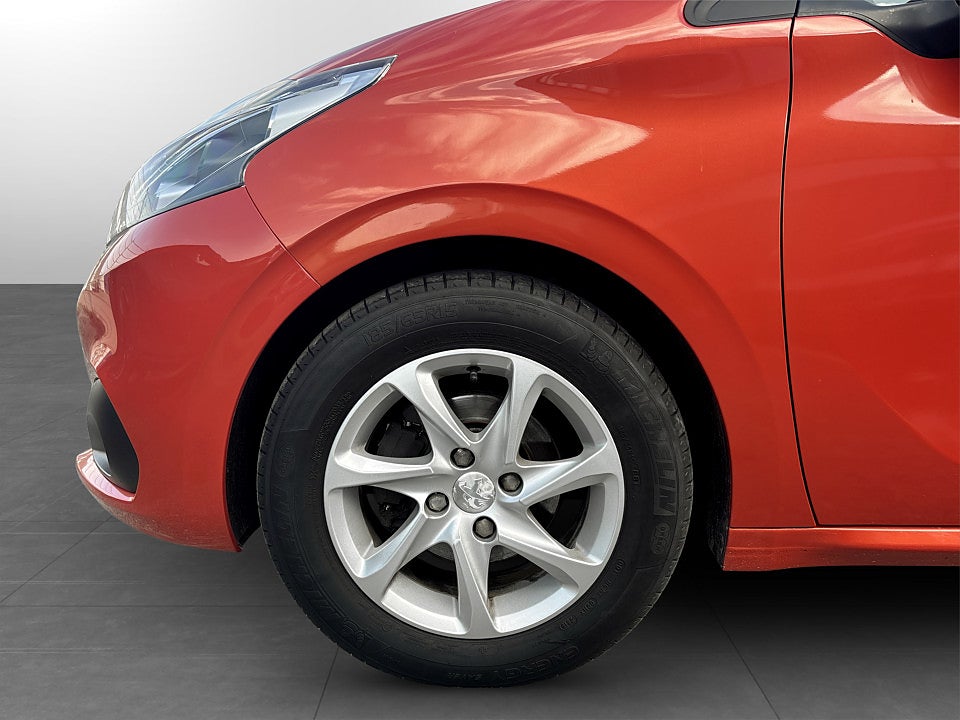 Bild på Peugeot 208 Active 1.2 PT 82hk Aut KAMPANJRÄNTA 3,99%