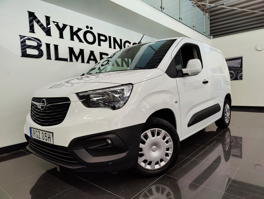 Opel Combo Cargo IP 1.5 Backkamera/D-värmare/Carplay/V-hjul