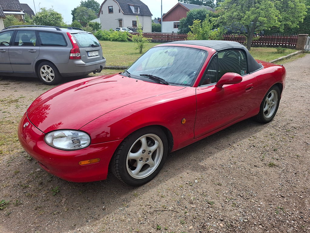 Mazda MX-5 1.8 Euro 2